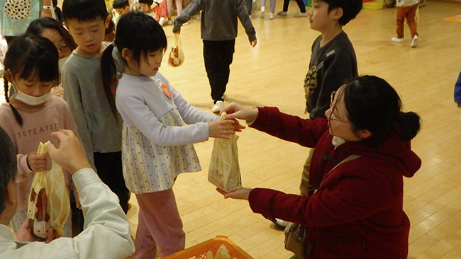 りんごのおくりもの