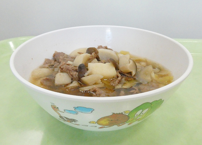 子どもたちと一緒に作った芋煮